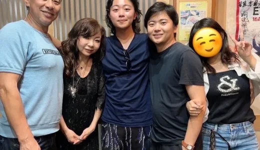 ハイヒールモモコの息子で長男・小林仁一郎の仕事は社長秘書？東京勤務の現在