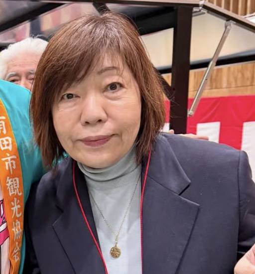 林真理子の娘・東郷麻美の大学は本当に青山学院？進路や現在の就職先まで