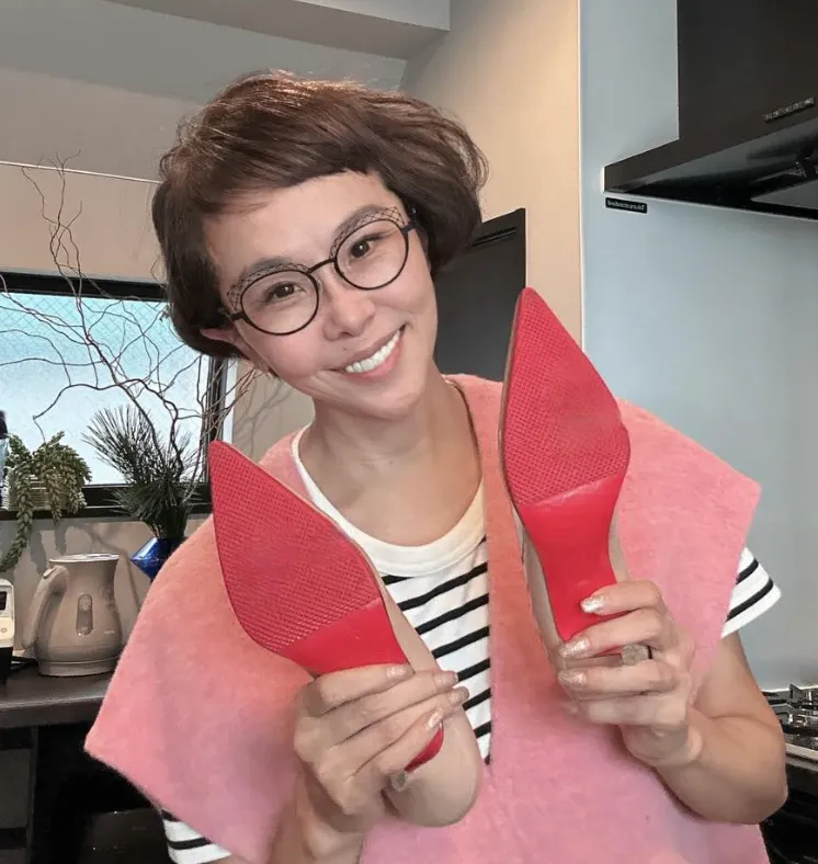 金子エミの次男・律心大学はどこ？学歴や学校情報まとめ